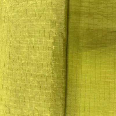 Водоотталкивающая покрытая ткань блестящий металл покрытый 210D UHMWPE решетчатый нейлон для куртки