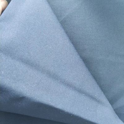 Ткань из полиэстеровой оболочки Taffeta 210T с количеством пряжи 63D * 63D в стиле TWILL