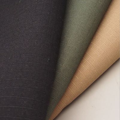 Ткань из полиэстеровой оболочки Taffeta 210T с количеством пряжи 63D * 63D в стиле TWILL